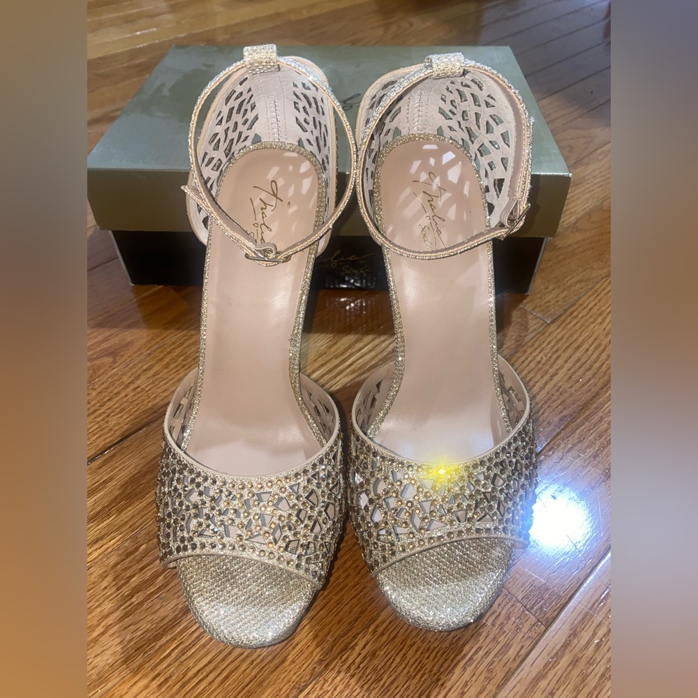Thalia Sodi Gold heel pumps - Picture 3 of 5